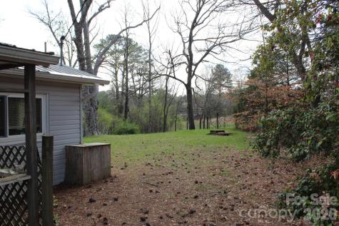 7282 Nc Highway 108 Highway E Mill Spring NC 28756