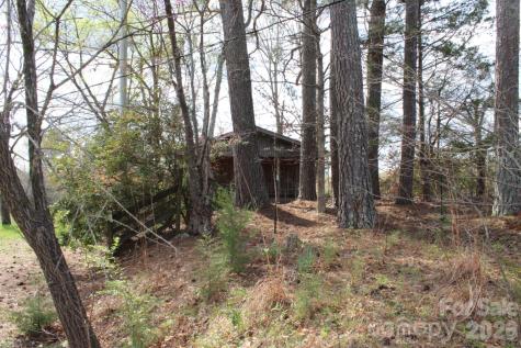 7282 Nc Highway 108 Highway E Mill Spring NC 28756