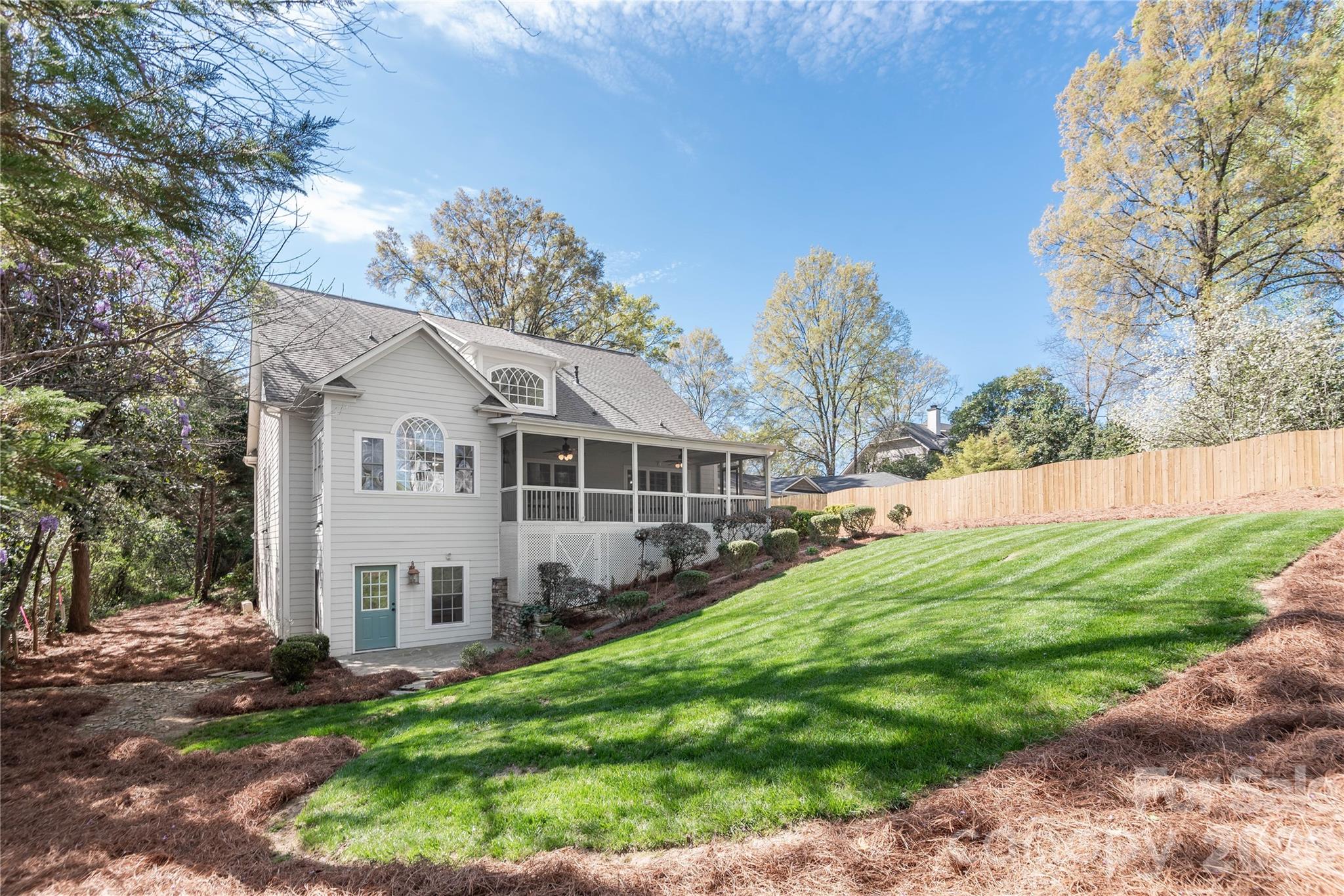 939 Linda Lane Charlotte NC 28211