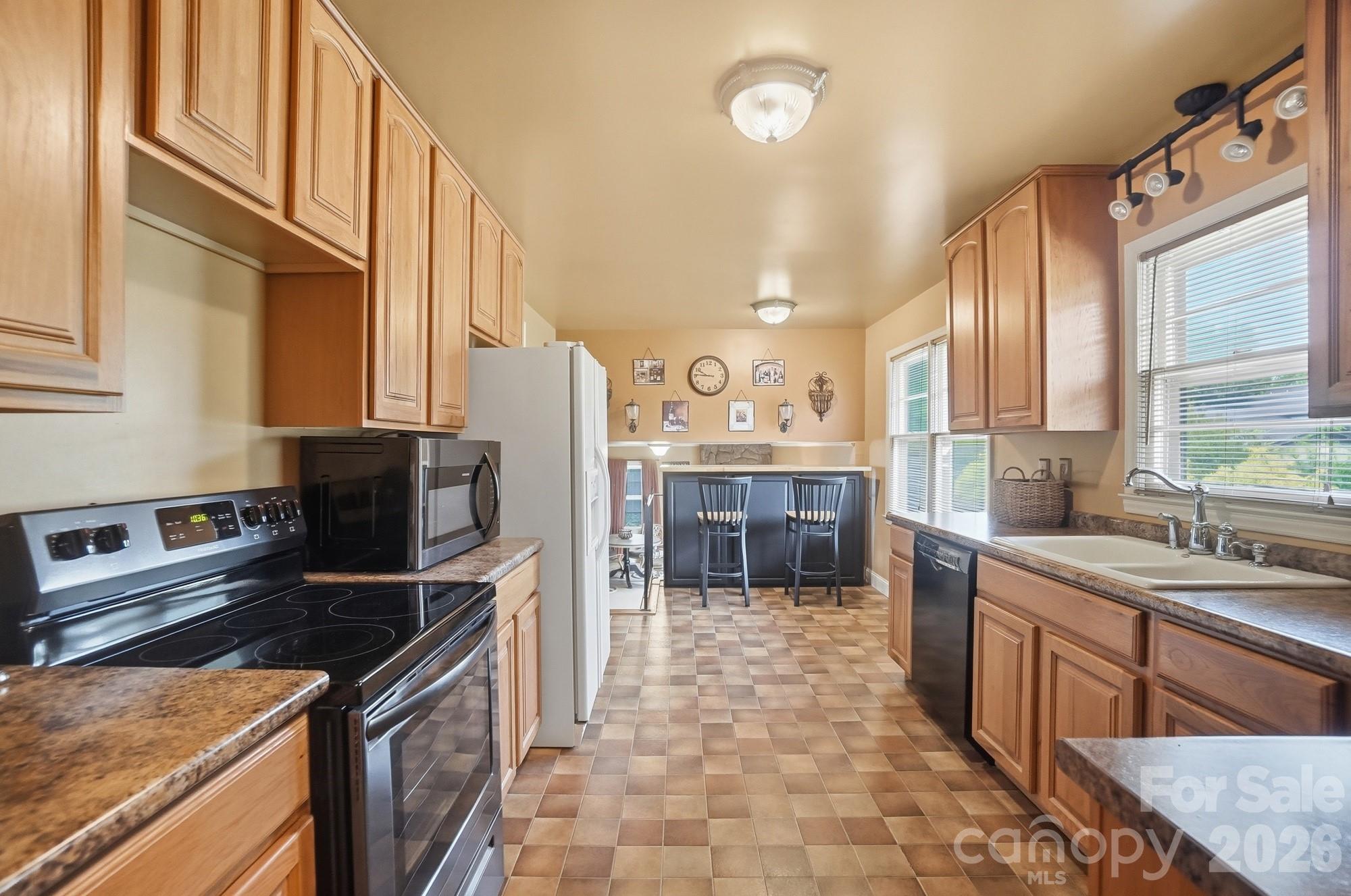 12006 Swanee Lane Charlotte NC 28273
