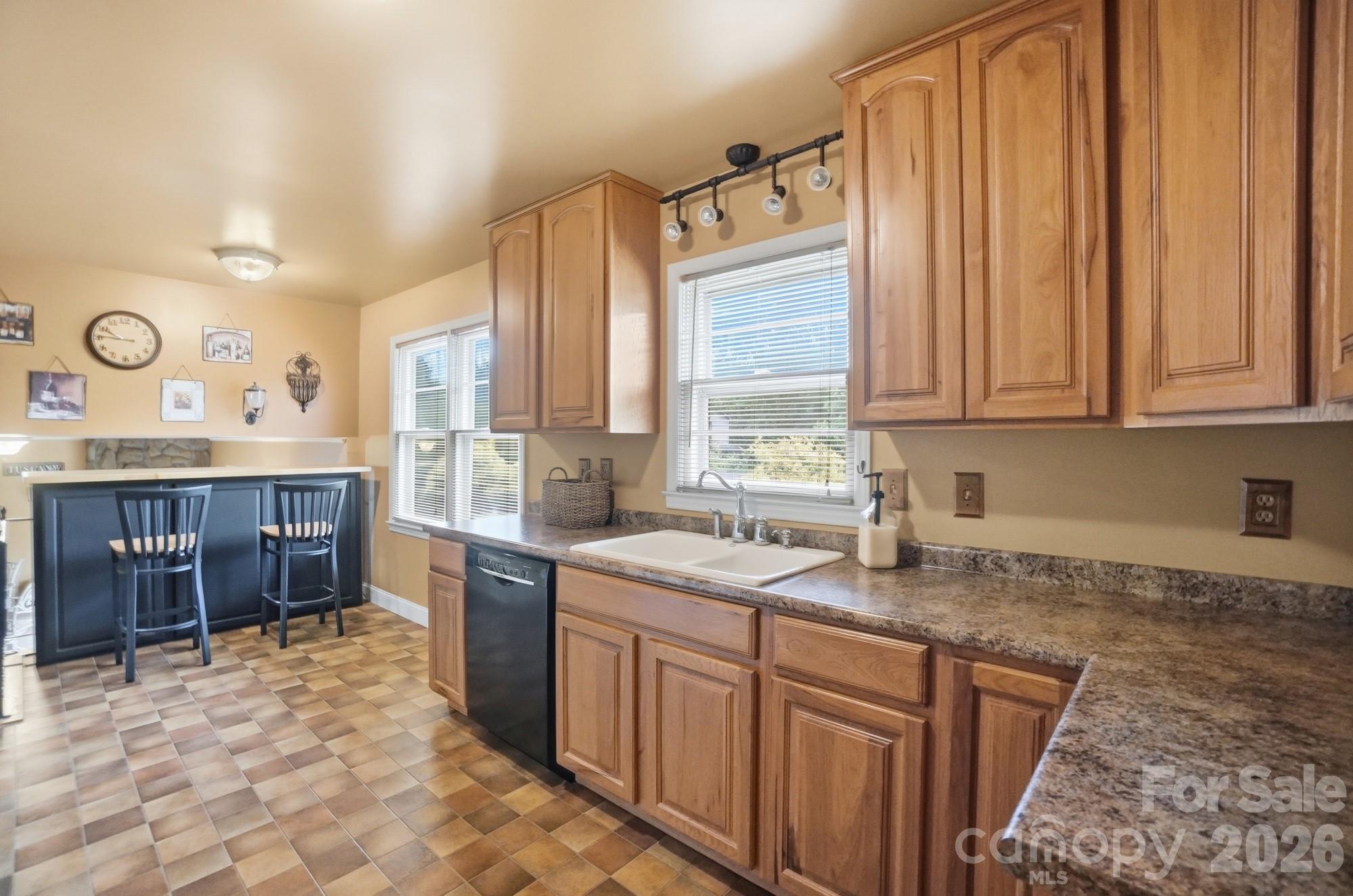 12006 Swanee Lane Charlotte NC 28273