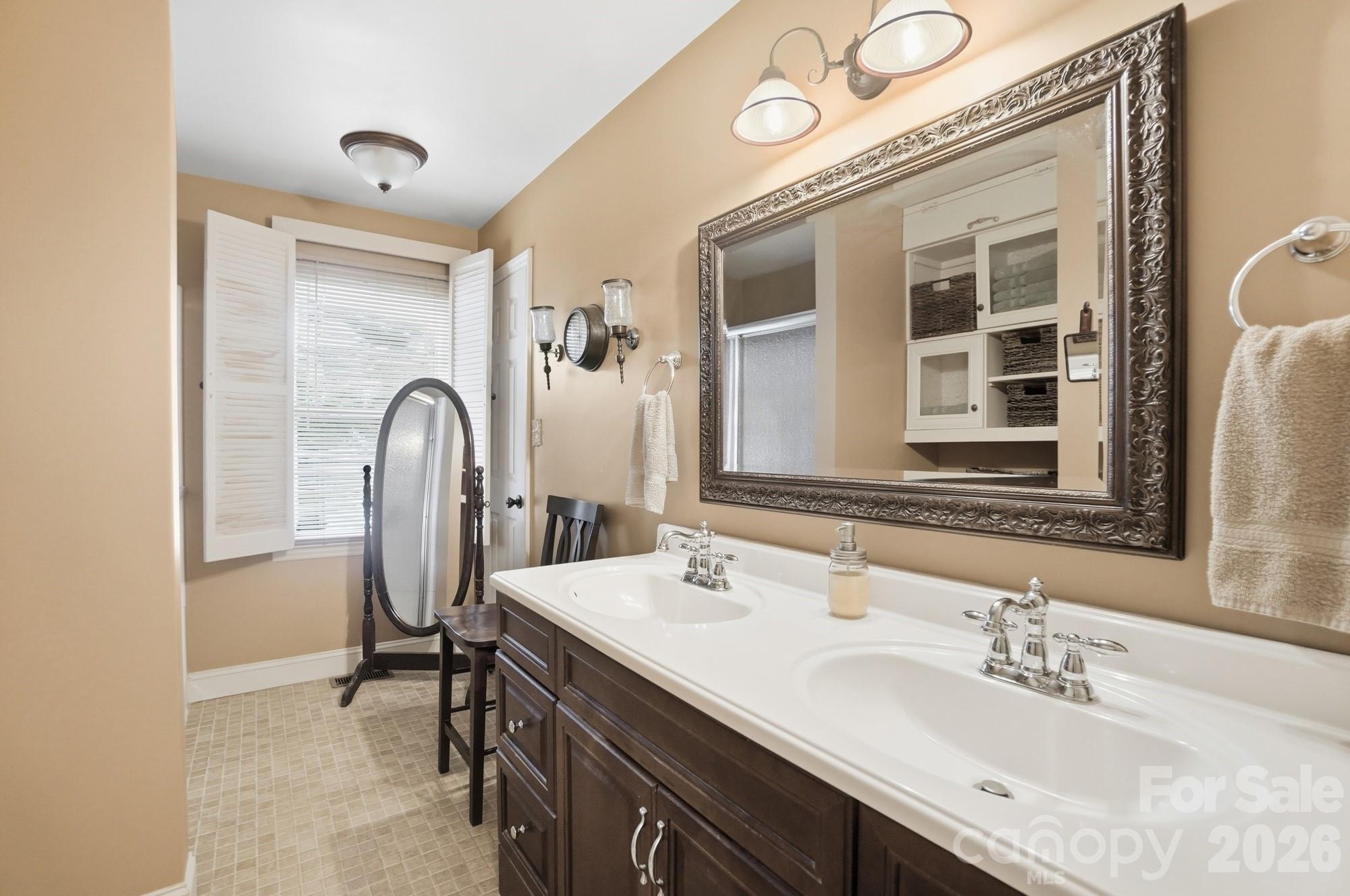 12006 Swanee Lane Charlotte NC 28273
