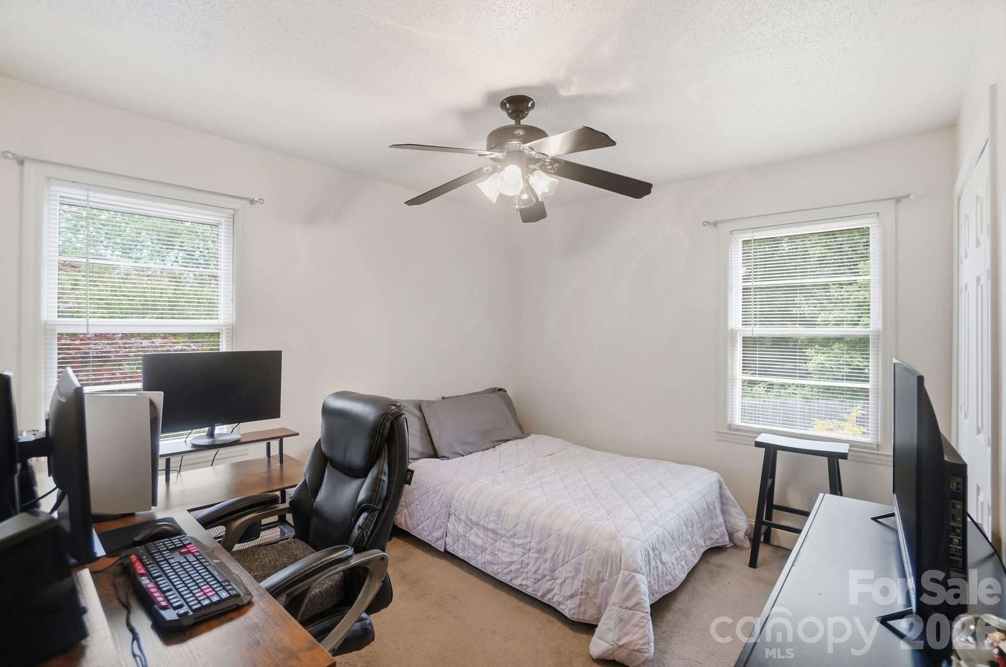 12006 Swanee Lane Charlotte NC 28273