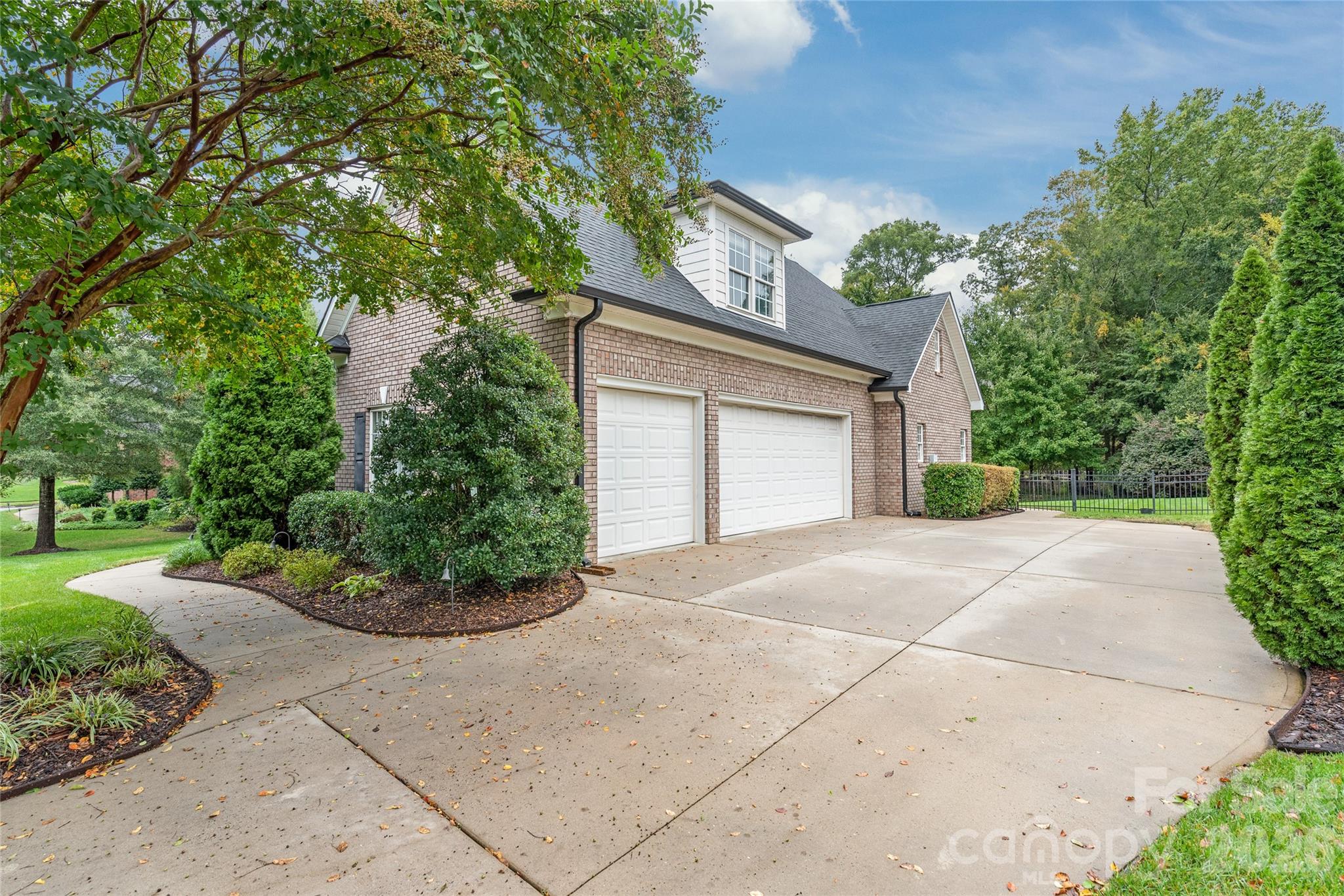 4139 French Fields Lane Harrisburg NC 28075