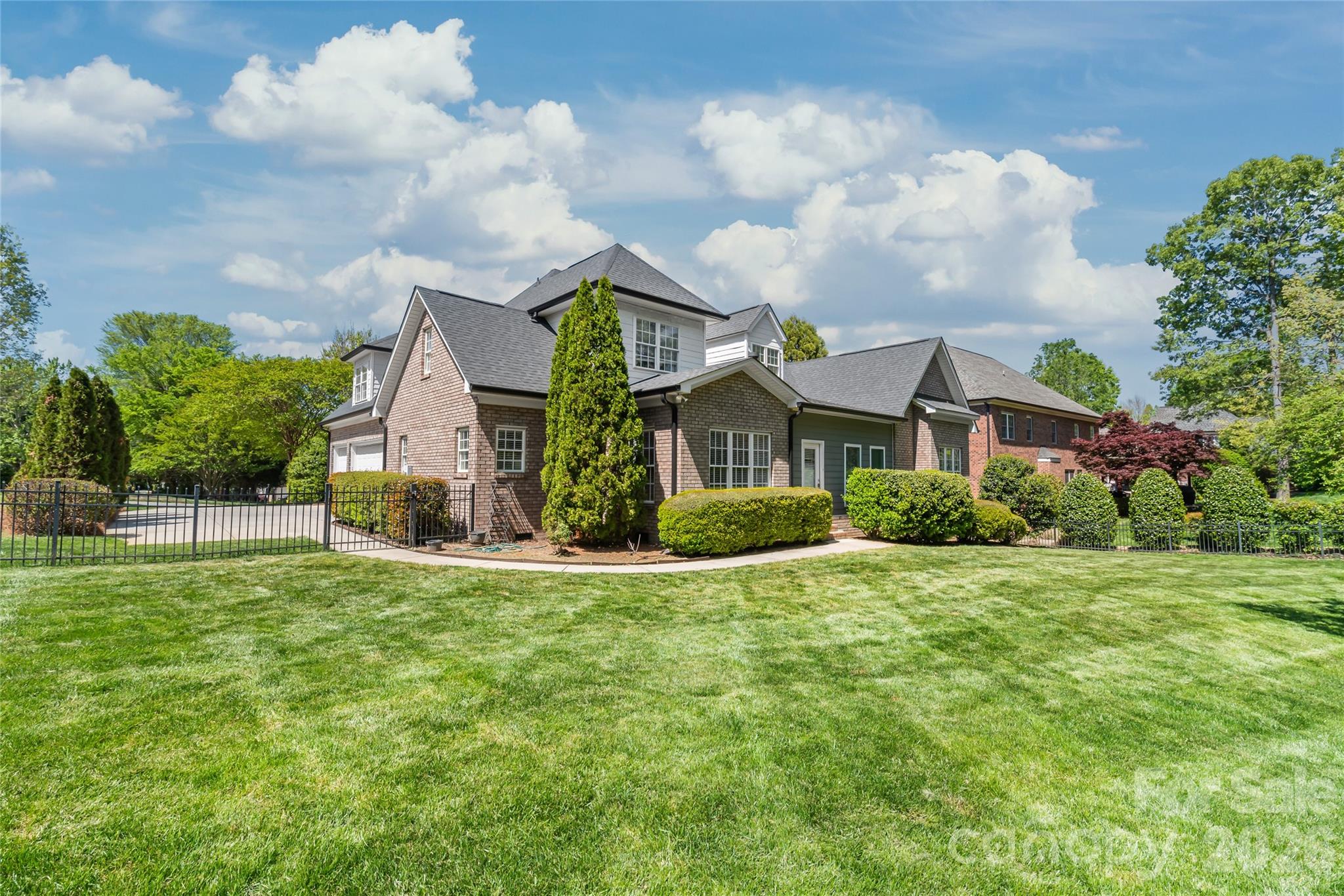 4139 French Fields Lane Harrisburg NC 28075