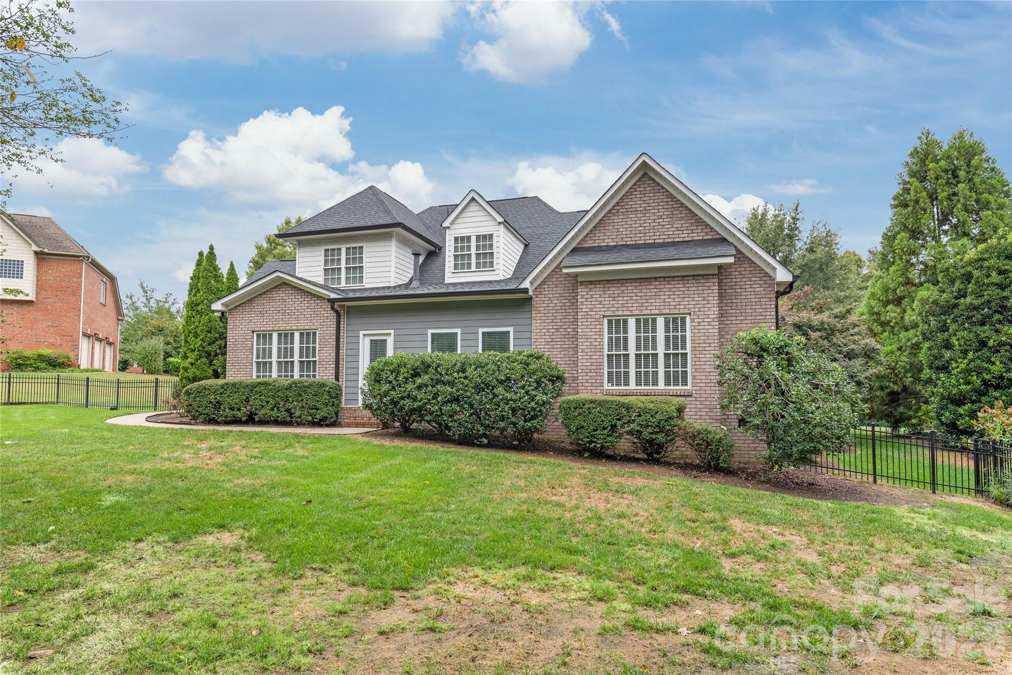 4139 French Fields Lane Harrisburg NC 28075