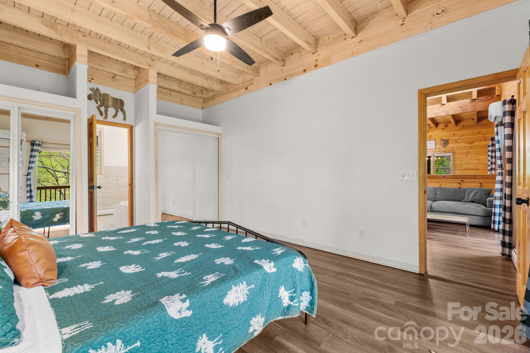 965 Winterstar Loop Burnsville NC 28714