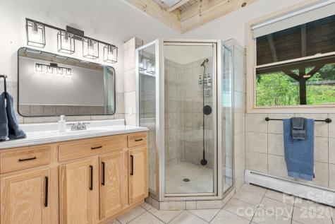 965 Winterstar Loop Burnsville NC 28714