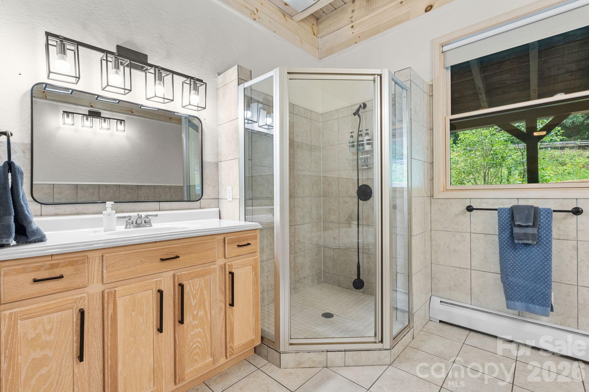 965 Winterstar Loop Burnsville NC 28714