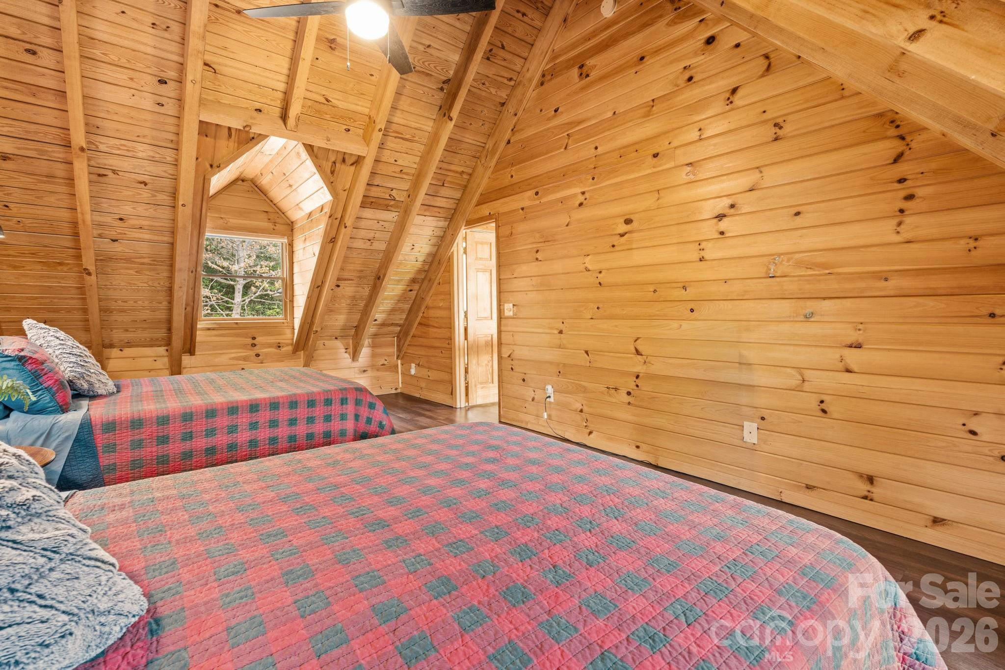 965 Winterstar Loop Burnsville NC 28714