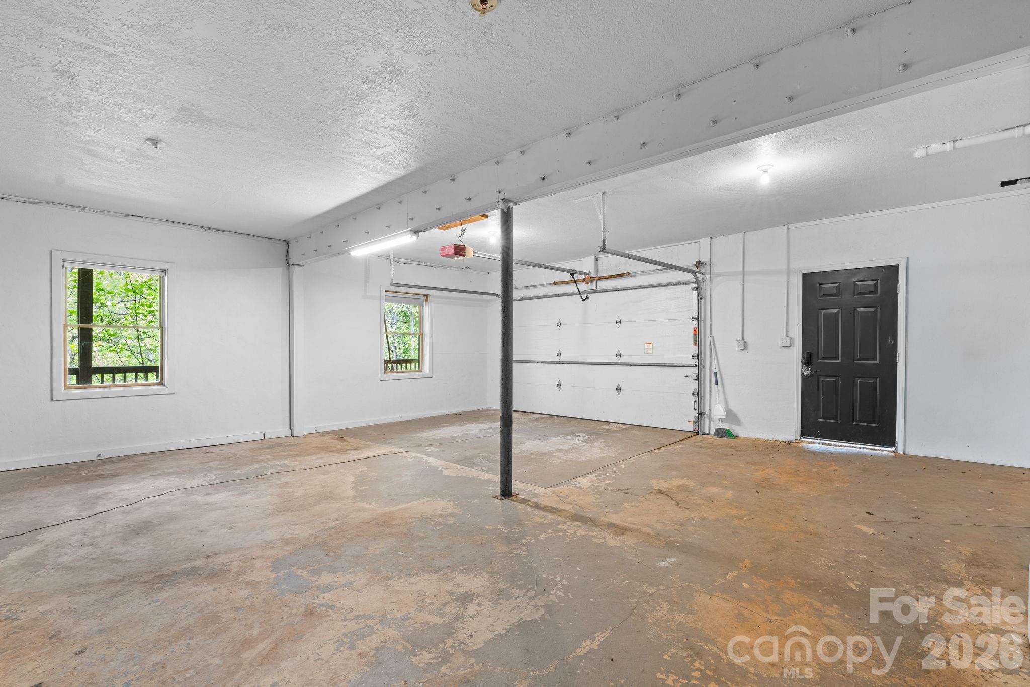965 Winterstar Loop Burnsville NC 28714