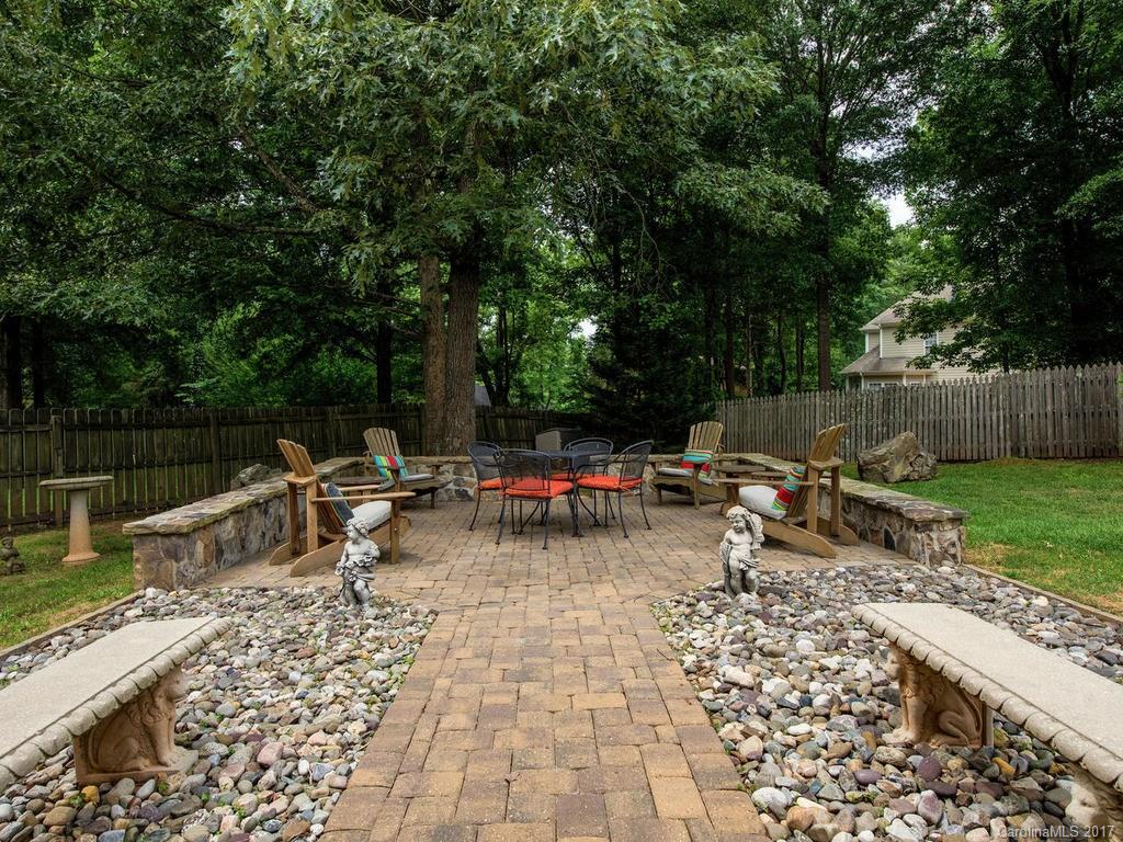 10516 Annalexa Lane Charlotte NC 28277