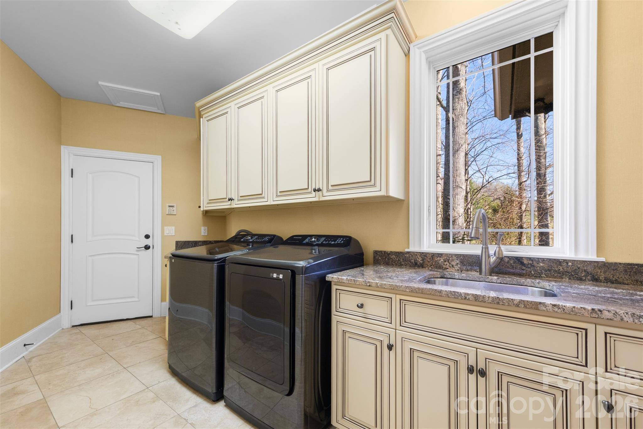 46 N Ridge Lane Newland NC 28657
