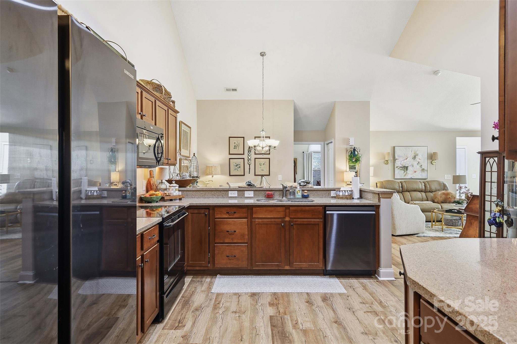 817 Wynnshire Drive Hickory NC 28601