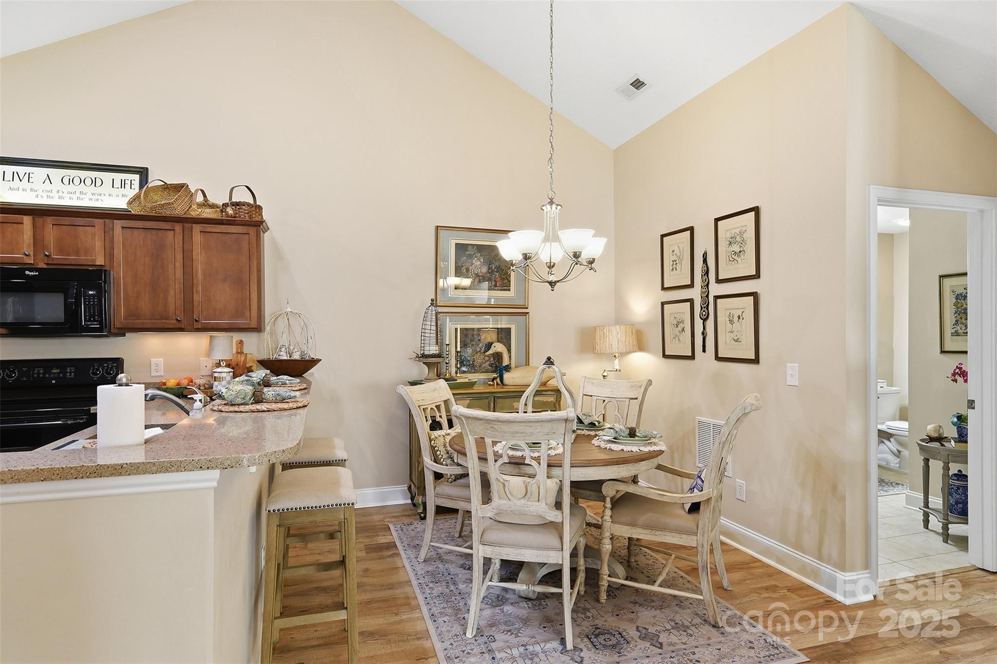 817 Wynnshire Drive Hickory NC 28601