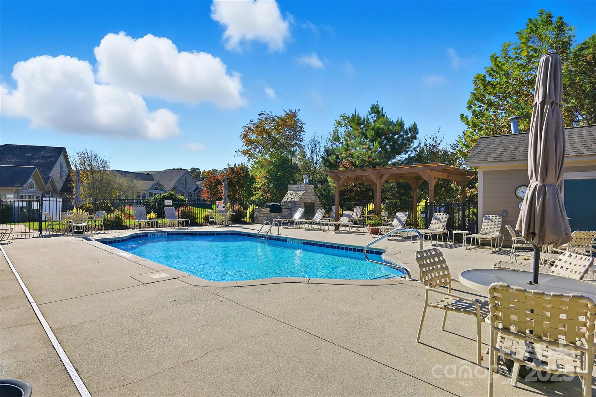 817 Wynnshire Drive Hickory NC 28601