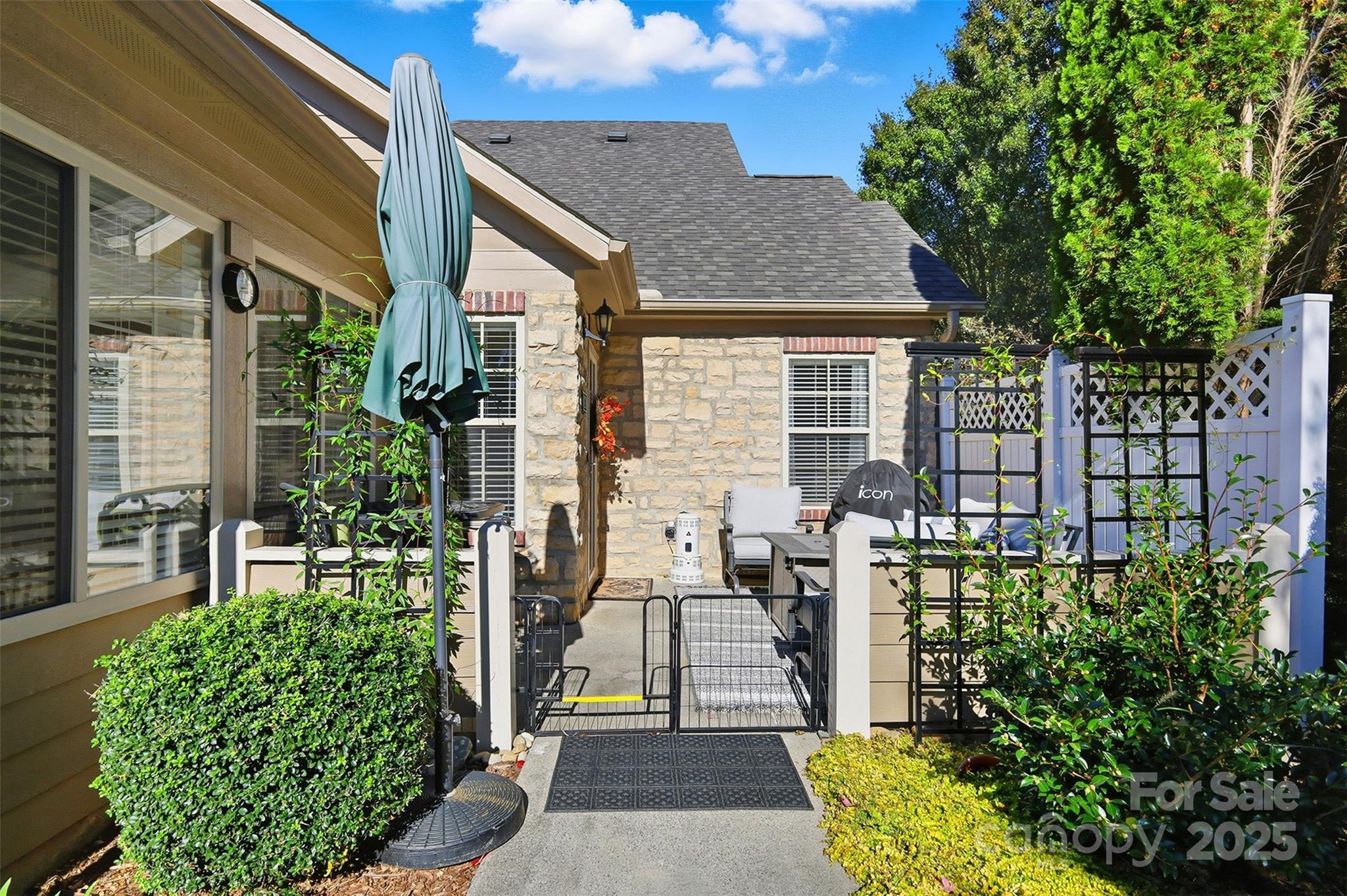 817 Wynnshire Drive Hickory NC 28601