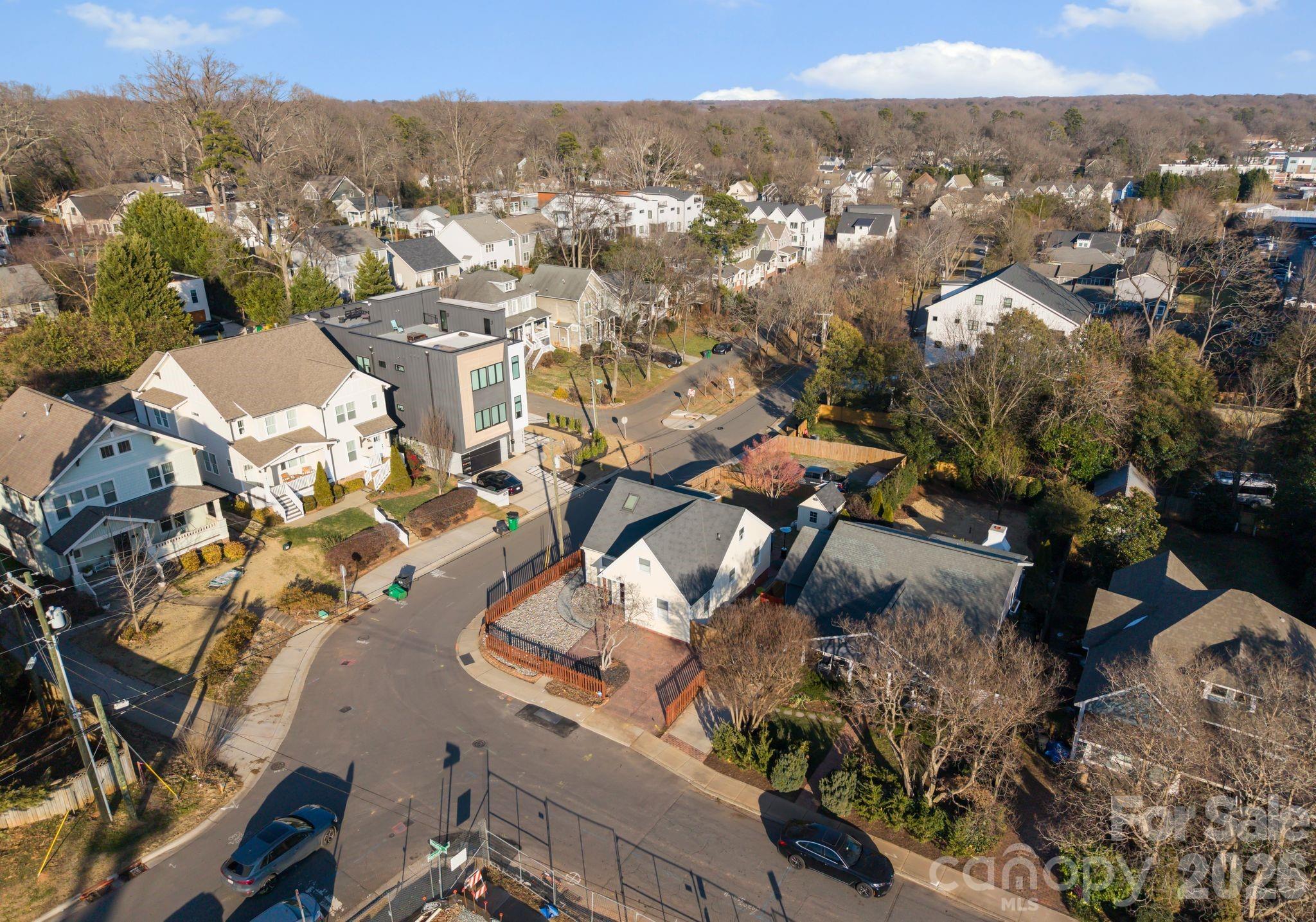 1424 Nandina Street Charlotte NC 28205