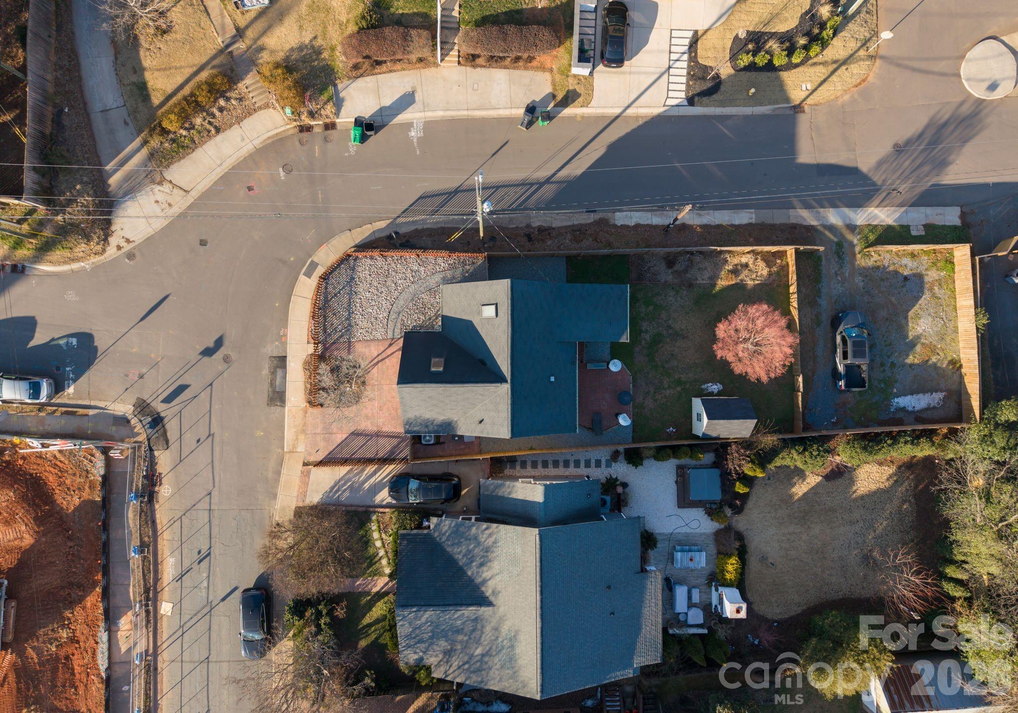 1424 Nandina Street Charlotte NC 28205