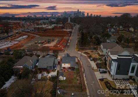 1424 Nandina Street Charlotte NC 28205