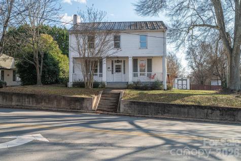 329 W Main Street Lincolnton NC 28092
