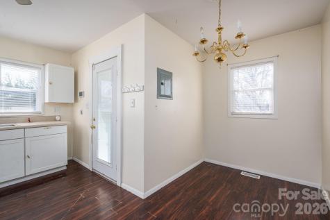 329 W Main Street Lincolnton NC 28092