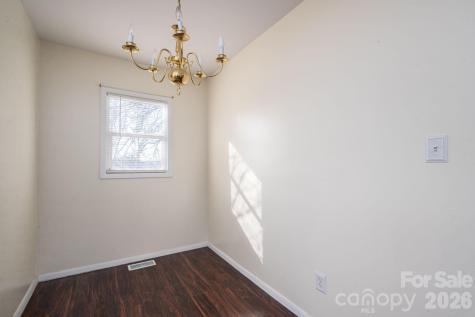 329 W Main Street Lincolnton NC 28092