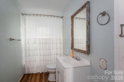 329 W Main Street Lincolnton NC 28092