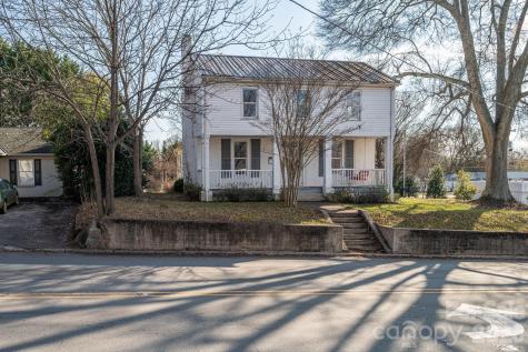 329 W Main Street Lincolnton NC 28092
