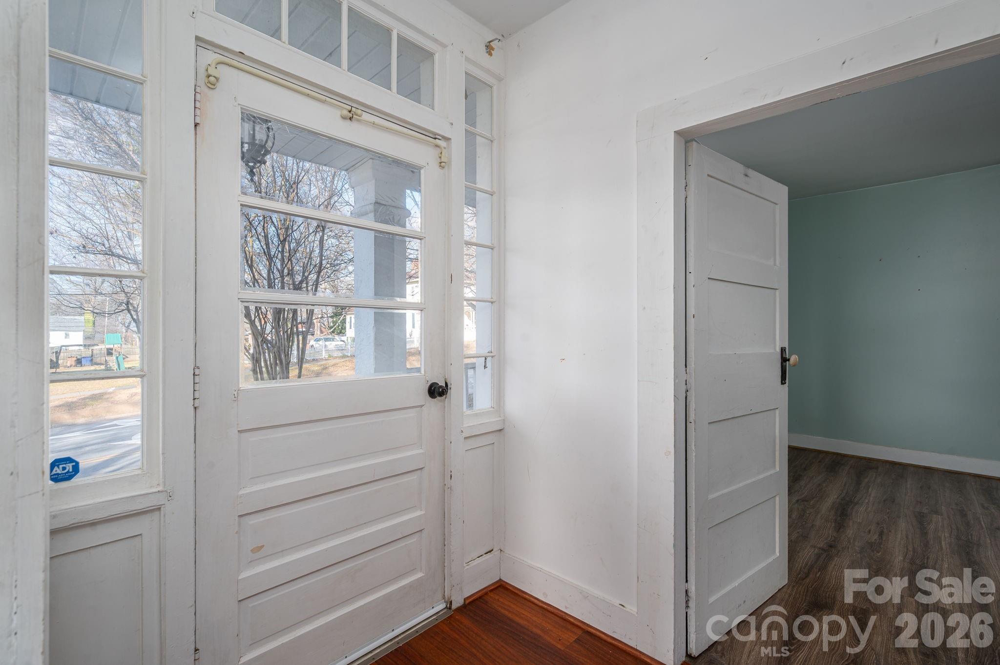 329 W Main Street Lincolnton NC 28092