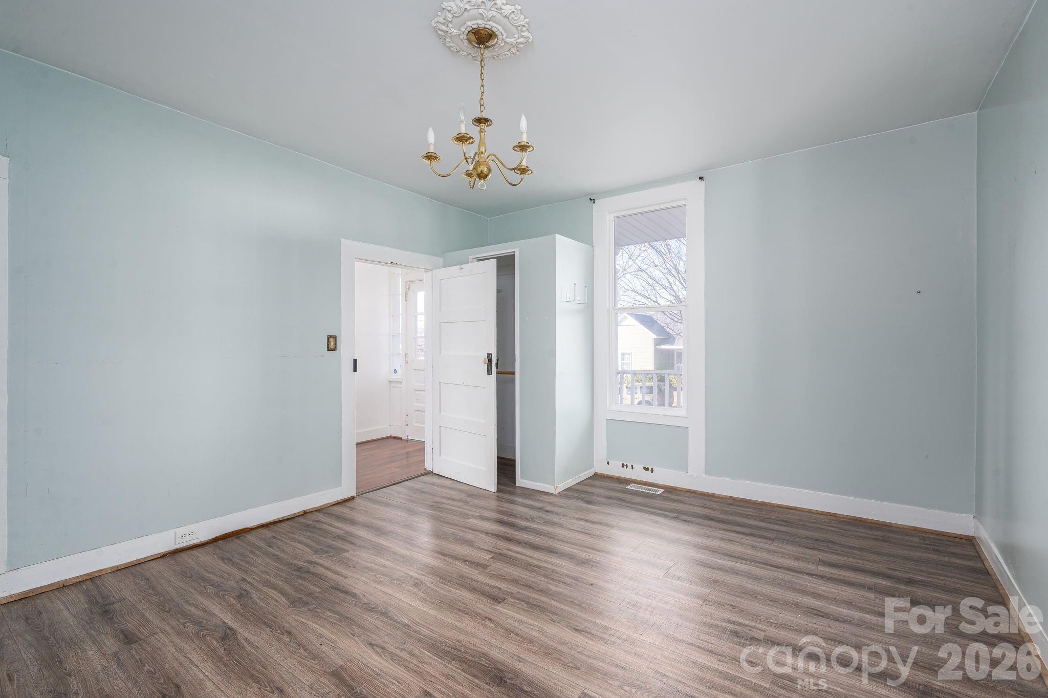 329 W Main Street Lincolnton NC 28092