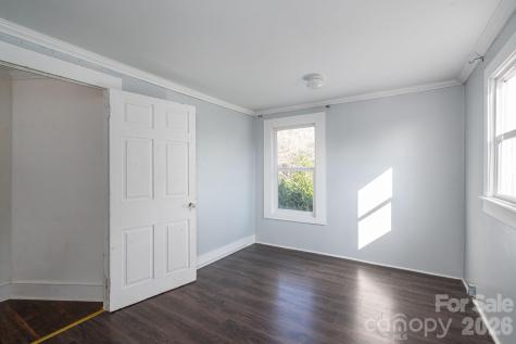 329 W Main Street Lincolnton NC 28092