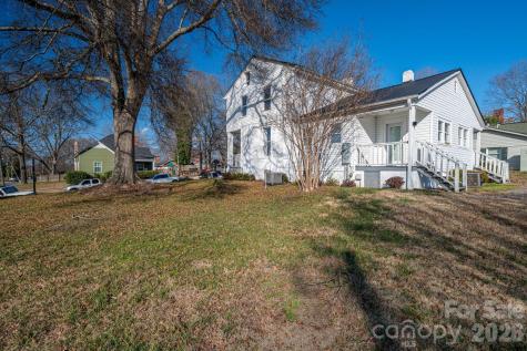 329 W Main Street Lincolnton NC 28092
