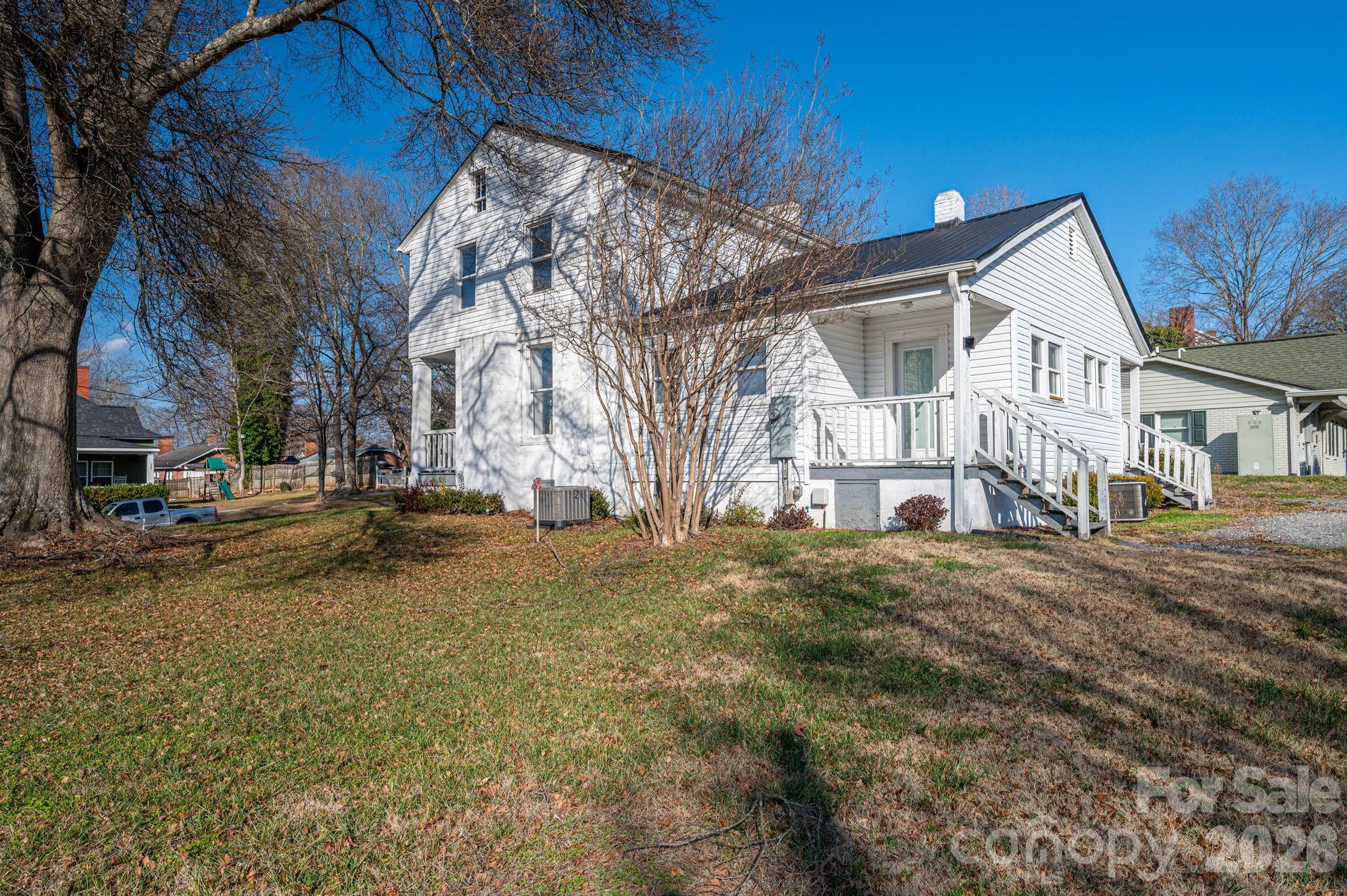 329 W Main Street Lincolnton NC 28092