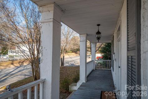 329 W Main Street Lincolnton NC 28092