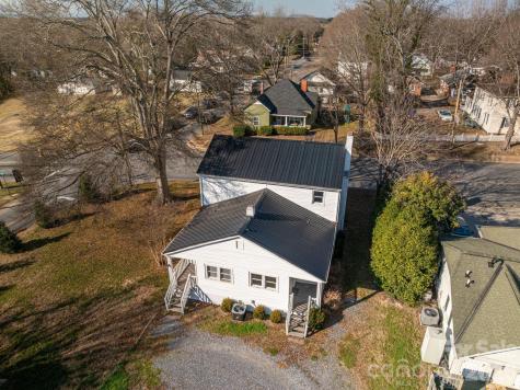 329 W Main Street Lincolnton NC 28092