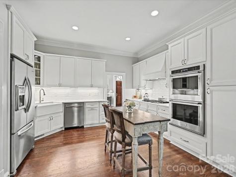 1117 Dilworth Crescent Row Charlotte NC 28203
