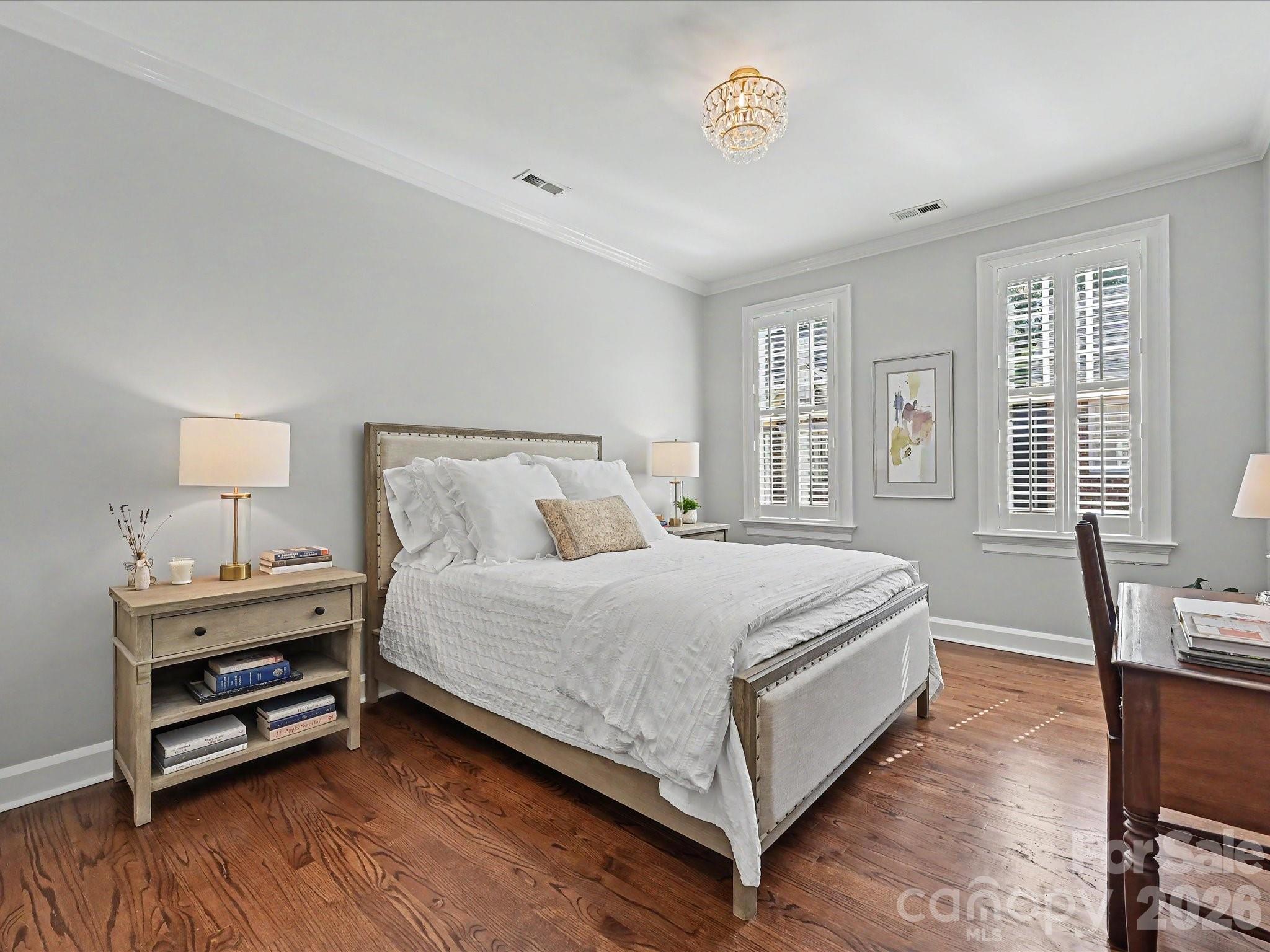 1117 Dilworth Crescent Row Charlotte NC 28203