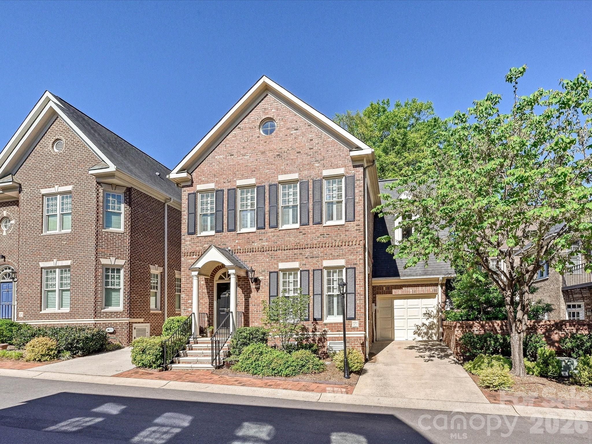 1117 Dilworth Crescent Row Charlotte NC 28203