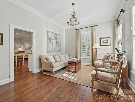 1117 Dilworth Crescent Row Charlotte NC 28203