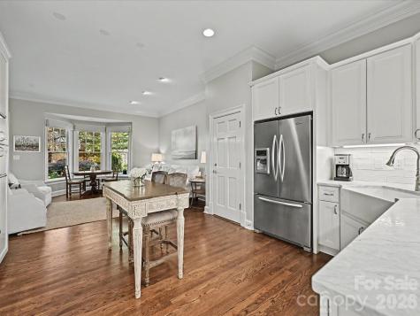 1117 Dilworth Crescent Row Charlotte NC 28203