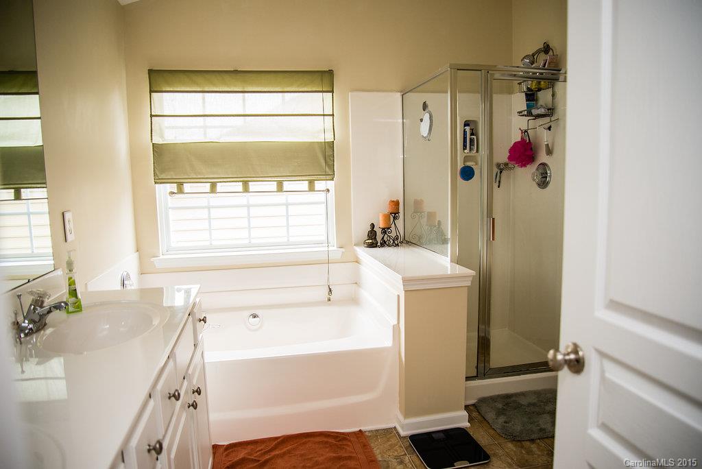 1323 Millbank Drive Matthews NC 28104