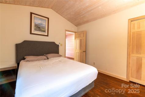 479 Big Ridge Road Burnsville NC 28714