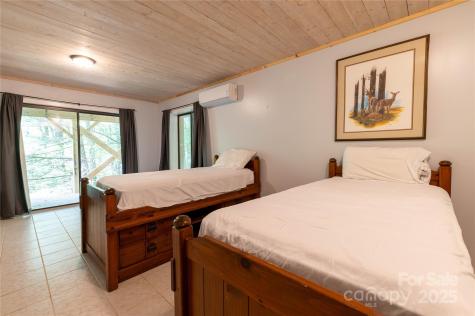 479 Big Ridge Road Burnsville NC 28714