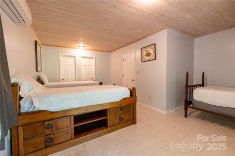 479 Big Ridge Road Burnsville NC 28714