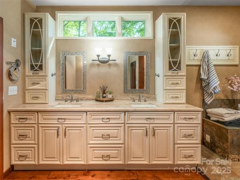 130 Bluff Creek Terrace Candler NC 28715