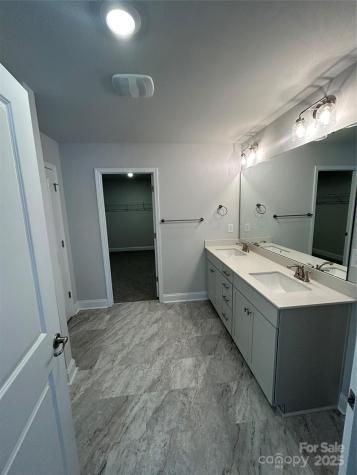 2915 Waterford Lane Albemarle NC 28001