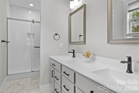1112 Blueview Drive Black Mountain NC 28711