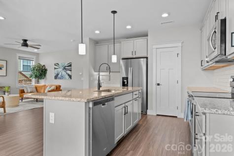 1112 Blueview Drive Black Mountain NC 28711