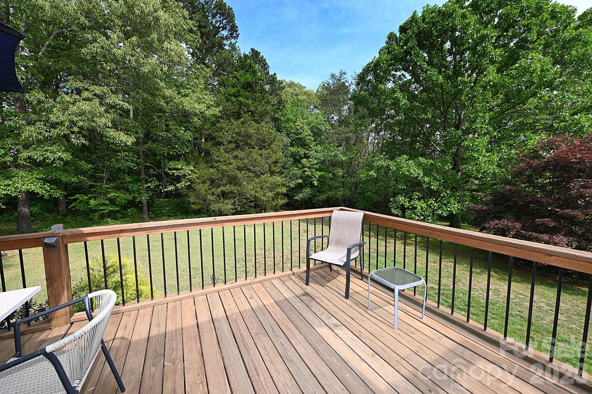 86 King Arthurs Court Hickory NC 28601